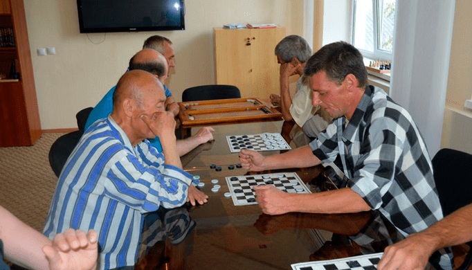 jogo de damas para desviar o vício da cerveja